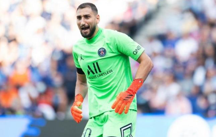 十年首秀纪念日:多纳鲁马社媒晒图追忆往昔,<a href='https://energensemi.com,www.energensemi.com,wap.energensemi.com/news/tag/268.html' style='color: blue;'>曼城</a>新援感恩成长