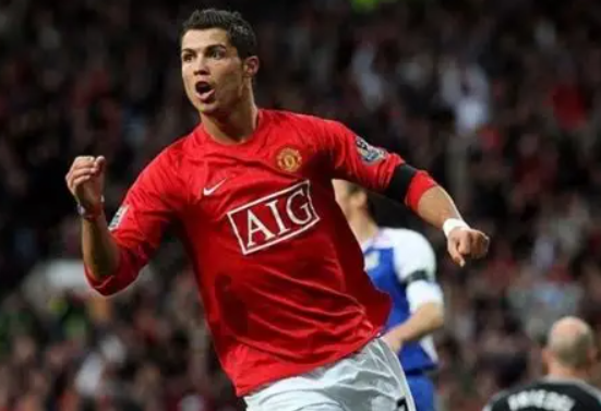 C罗950球里程碑闪耀<a href='https://www.www.energensemi.com/news/tag/1109429.html' style='color: blue;'>沙特联</a>赛,利雅得胜利完胜哈森姆