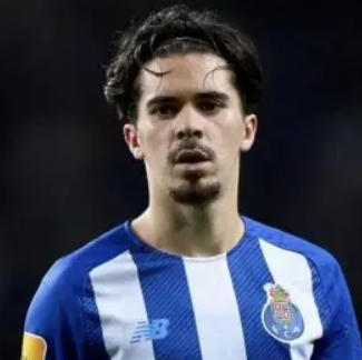 法甲赛场数据洞察:维蒂尼亚触球频次领跑五大联赛