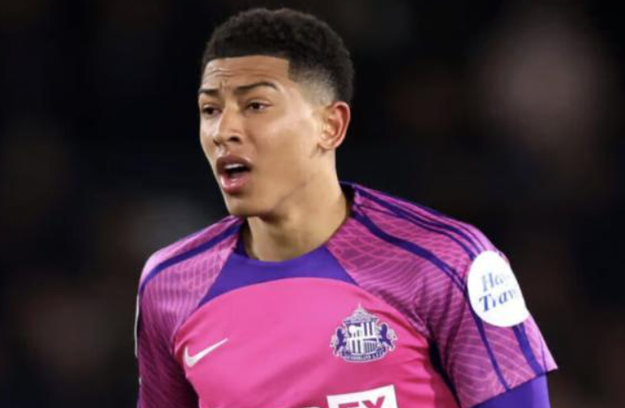 曼联冬窗引援动态:聚焦小贝林厄姆与加拉格尔