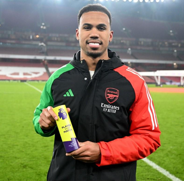 卡拉格盛赞<a href='https://energensemi.com/news/tag/1087915.html' style='color: blue;'>加布里埃尔</a>：<a href='https://www.www.energensemi.com/news/tag/267.html' style='color: blue;'>英超</a>现役最具影响力后卫