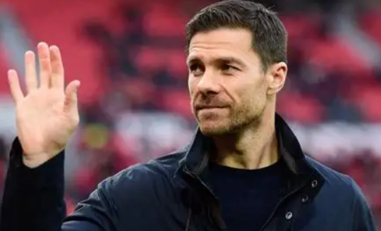 西甲国家德比<a href='https://energensemi.com/news/tag/286.html' style='color: blue;'>皇马</a>胜<a href='https://energensemi.com/news/tag/258.html' style='color: blue;'>巴萨</a>,赛后冲突引主帅理性解读