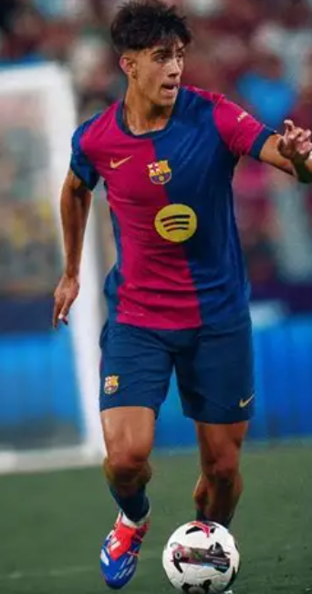 17岁门将伯纳尔签约切尔西:青训瑰宝的崛起之路