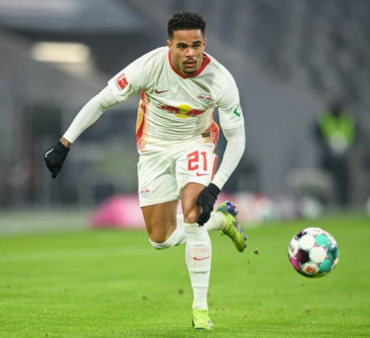 小克鲁伊维特超速驾驶:禁驾六月,罚单加身