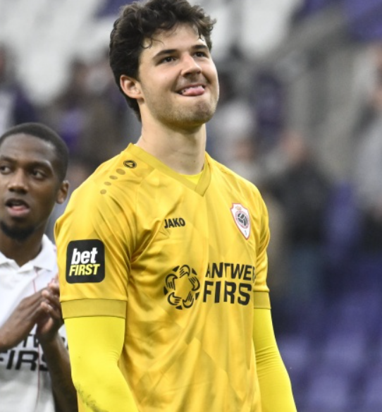 本 - 福斯特盛赞曼联门将拉门斯精彩扑救