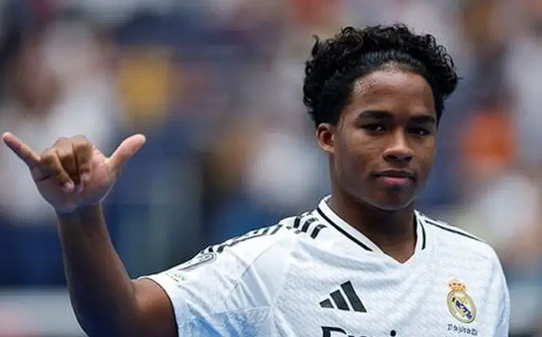 法甲激战前夕:里昂主帅谈恩德里克转会传闻