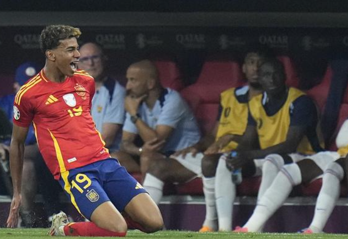 巴萨战平布鲁日,亚马尔赛后坦然回应球迷嘘声与自我定位